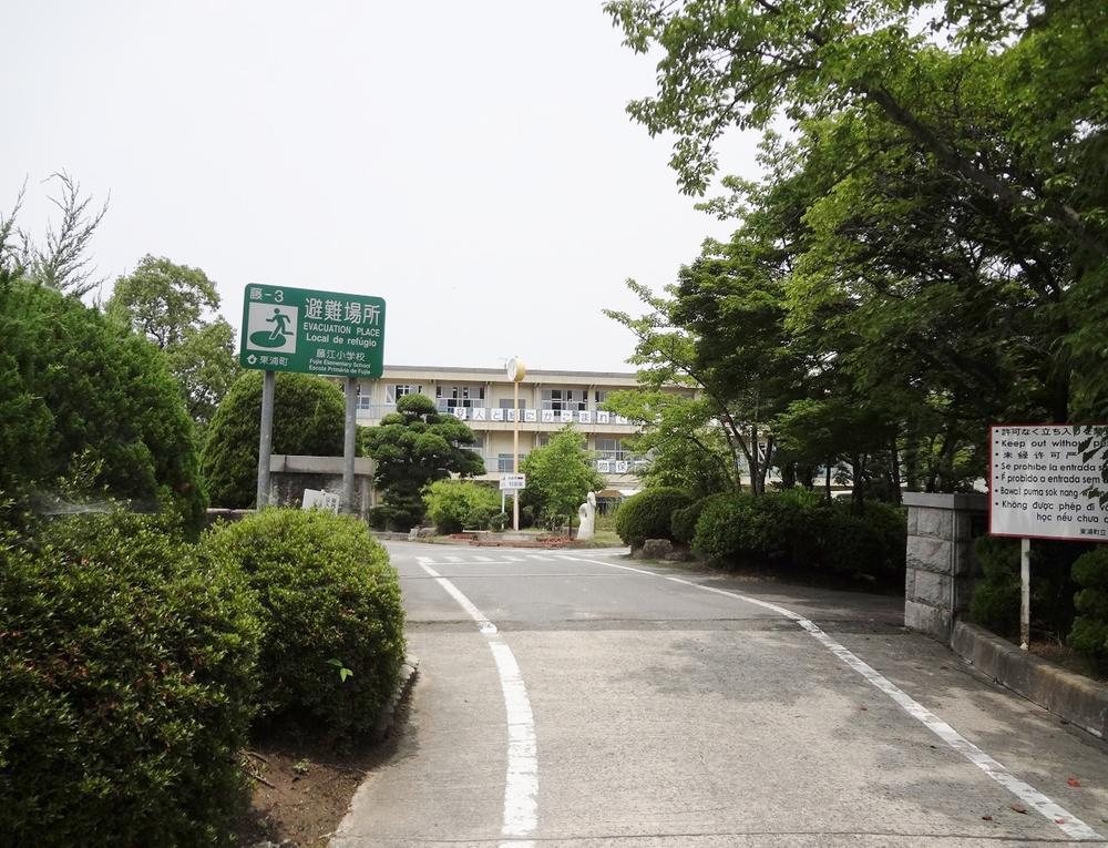 Primary school. Agui-cho, 1180m up to standing vegetation elementary school