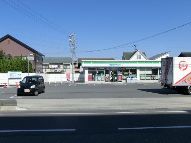 Convenience store. 241m to FamilyMart Taketoyo Sakuragaoka shop