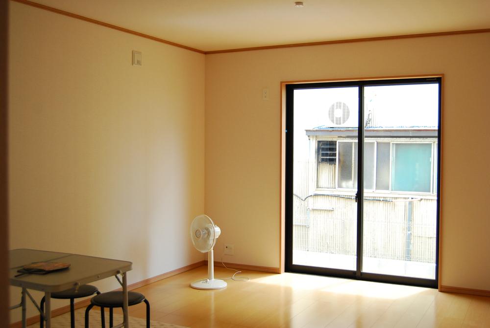 Living. Local (August 2013) Shooting