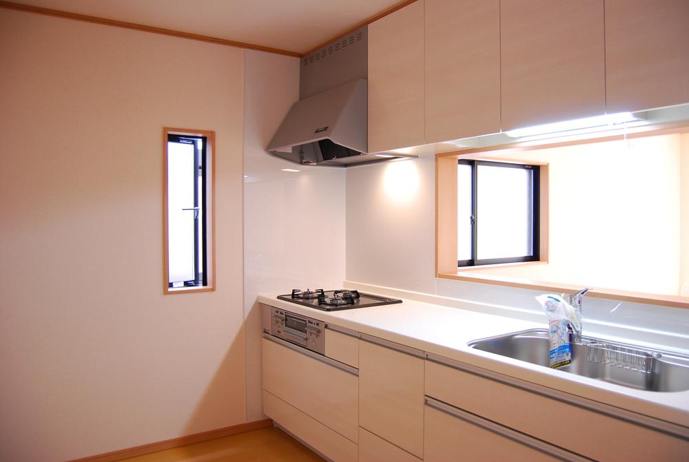 Kitchen. Room (August 2013) Shooting