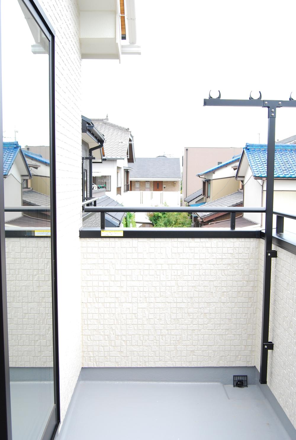 Balcony. Local (August 2013) Shooting