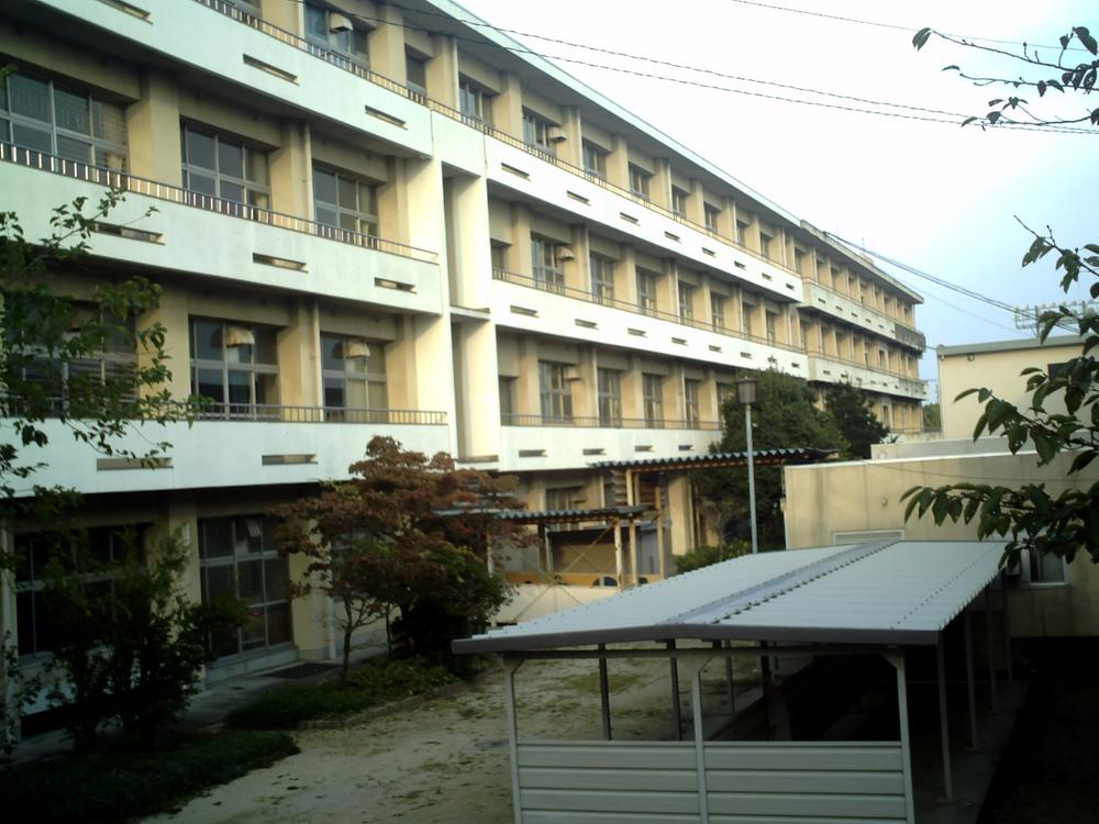 Junior high school. 1620m until the solder Municipal Otogawa junior high school