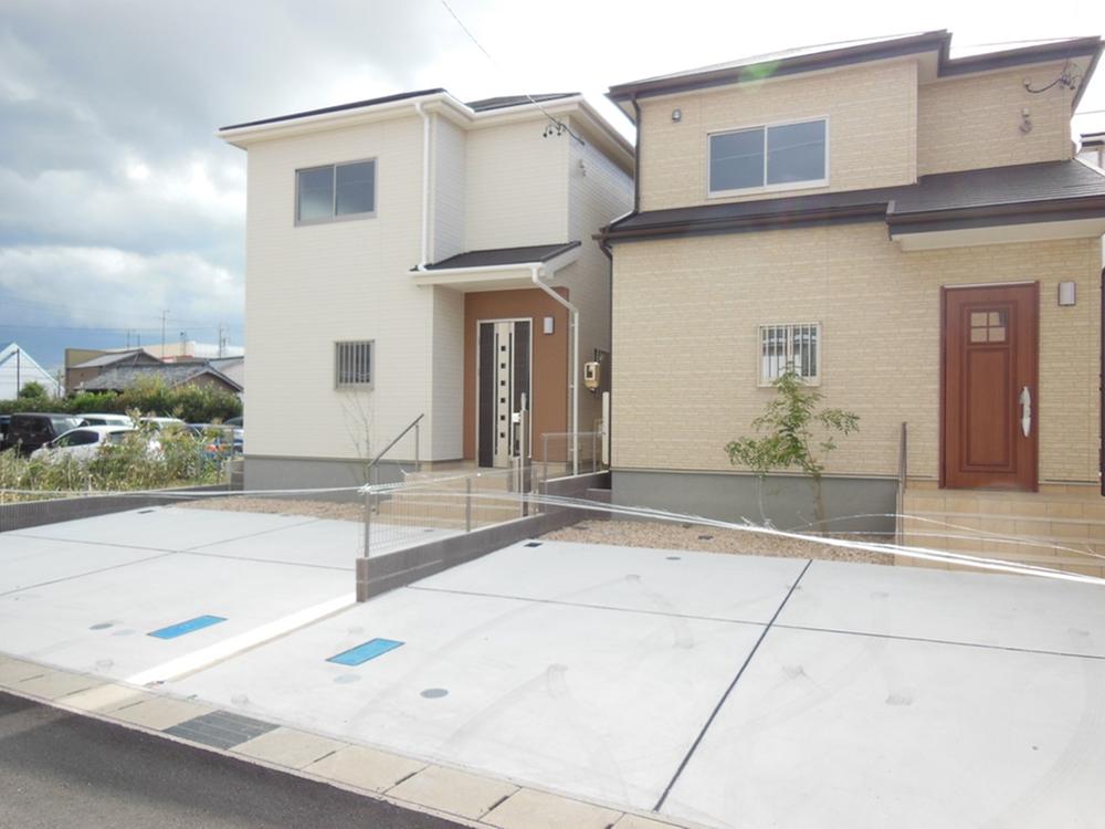 Local appearance photo