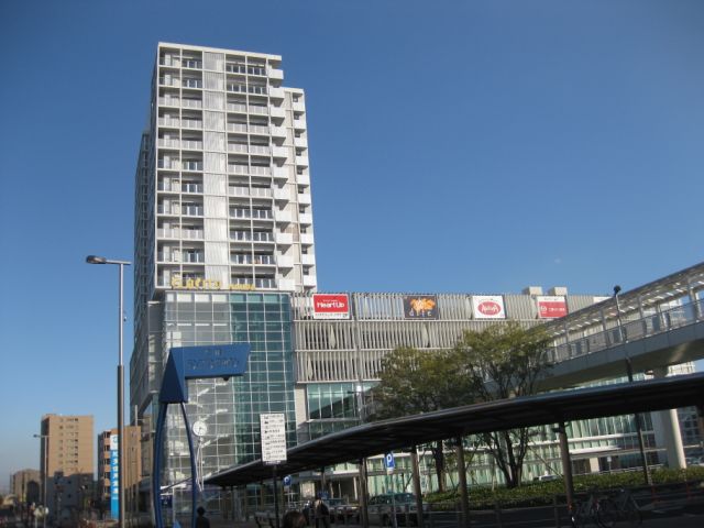Shopping centre. Kurashiti 290m until the solder (shopping center)