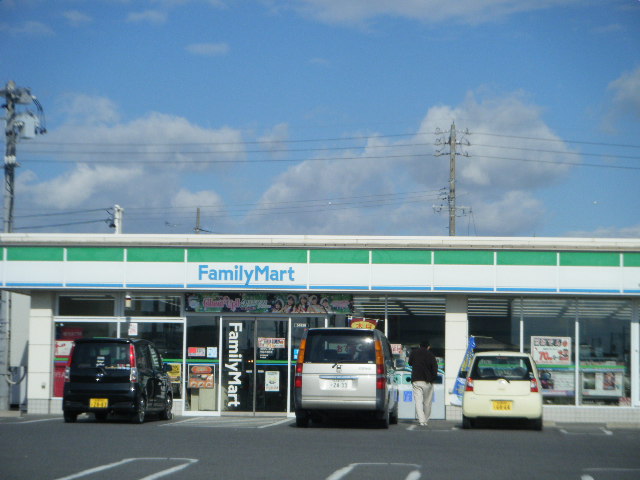 Convenience store. FamilyMart Otogawa store up (convenience store) 533m
