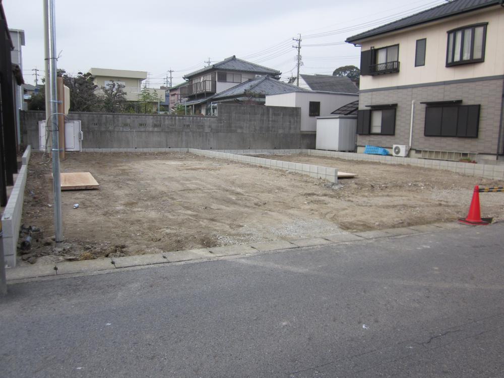 Other local. Local photos (whole)