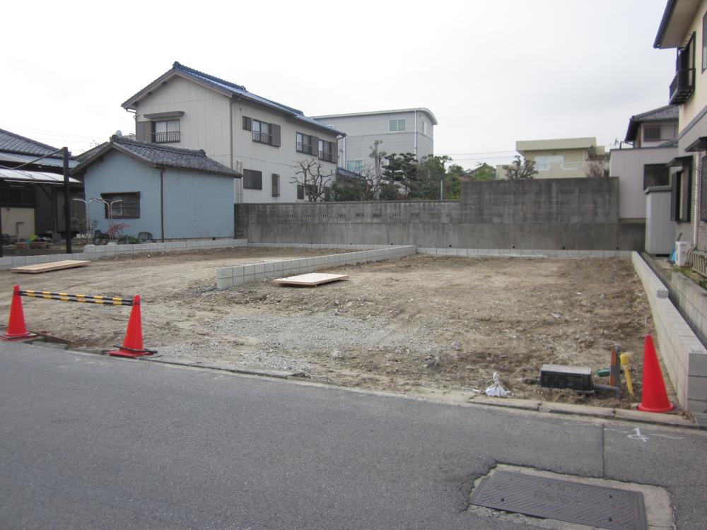 Other local. Local photos (whole)