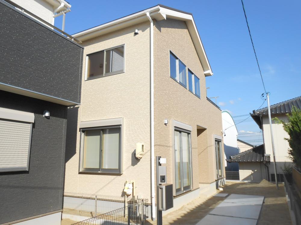 Local appearance photo. Local Photos