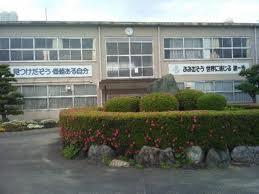 Junior high school. 400m until the solder Municipal Otogawa junior high school