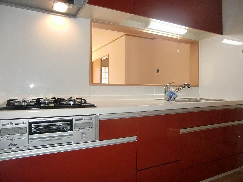 Kitchen. Local (August 2013) Shooting