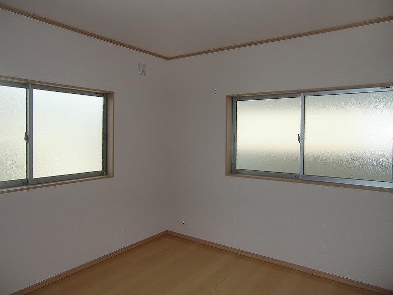 Non-living room. Local (August 2013) Shooting