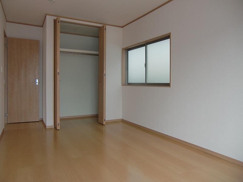 Non-living room. Local (August 2013) Shooting