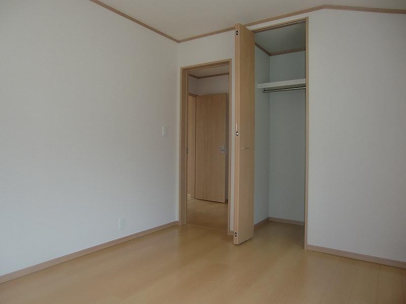 Non-living room. Indoor (July 2013) Shooting