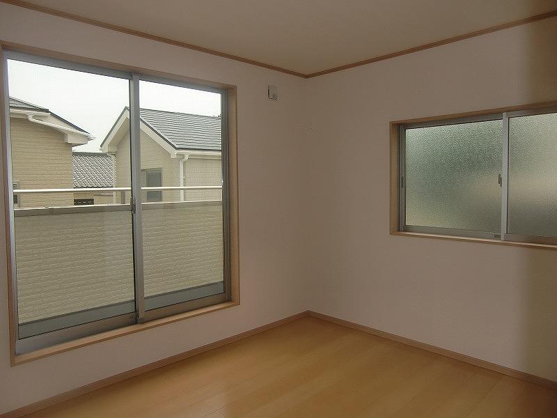 Non-living room. Indoor (July 2013) Shooting