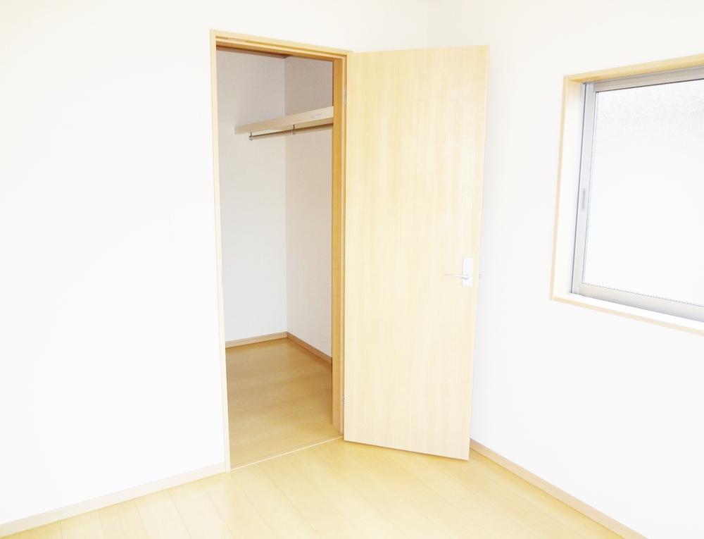 Non-living room. Indoor (10 May 2013) Shooting