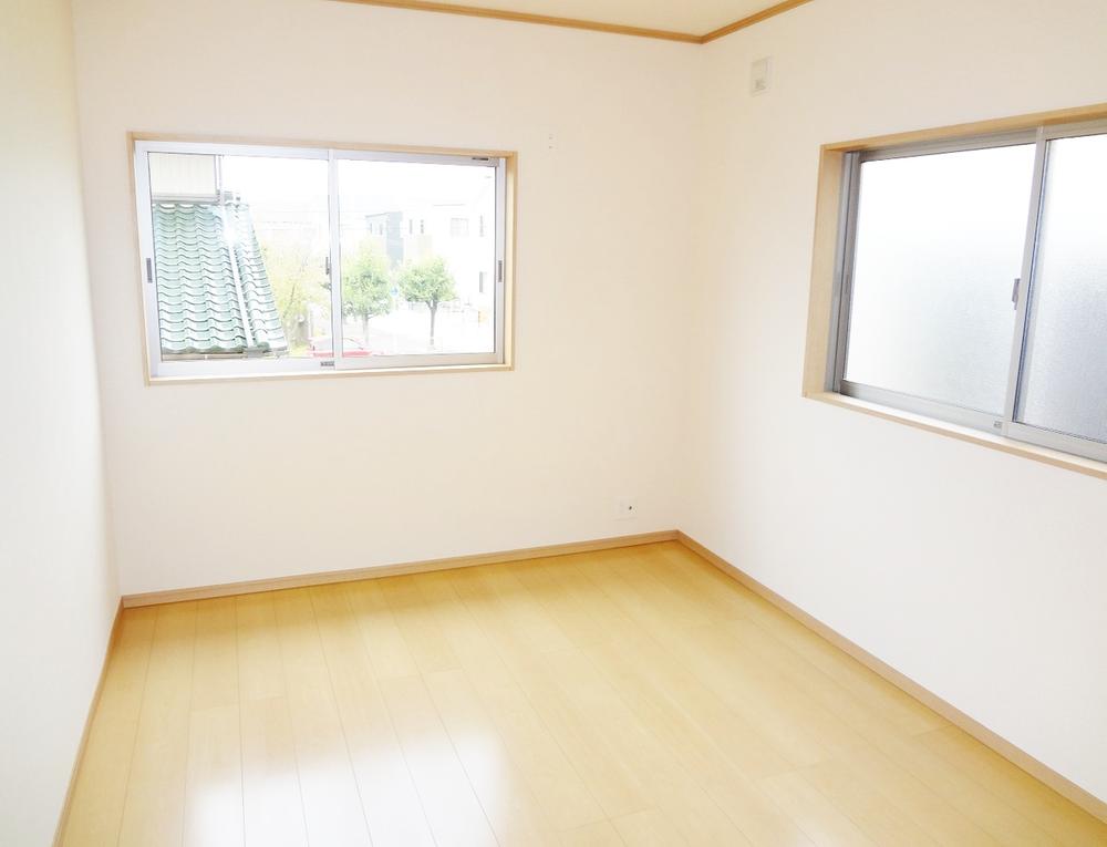 Non-living room. Indoor (10 May 2013) Shooting