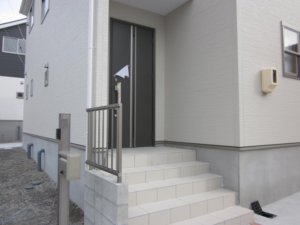 Entrance. Entrance porch