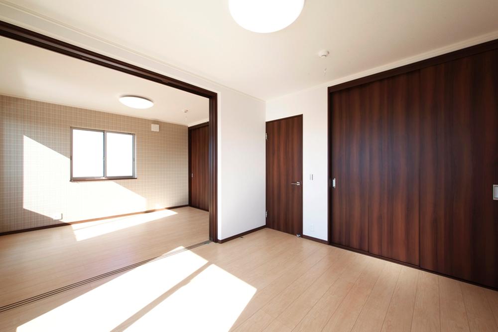 Non-living room. No. 1 land Western-style <movable partition door adopted> (December 2013) Shooting