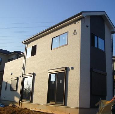 Local appearance photo. Local (12 May 2013) Shooting