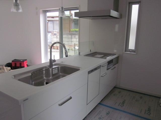 Same specifications photo (kitchen). Same specifications All Panasonic with electric dishwashers