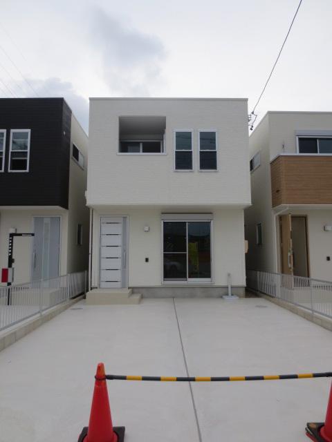 Same specifications photos (appearance). Simple design