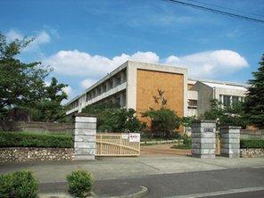 Primary school. 683m until the solder Municipal Miyachi Elementary School