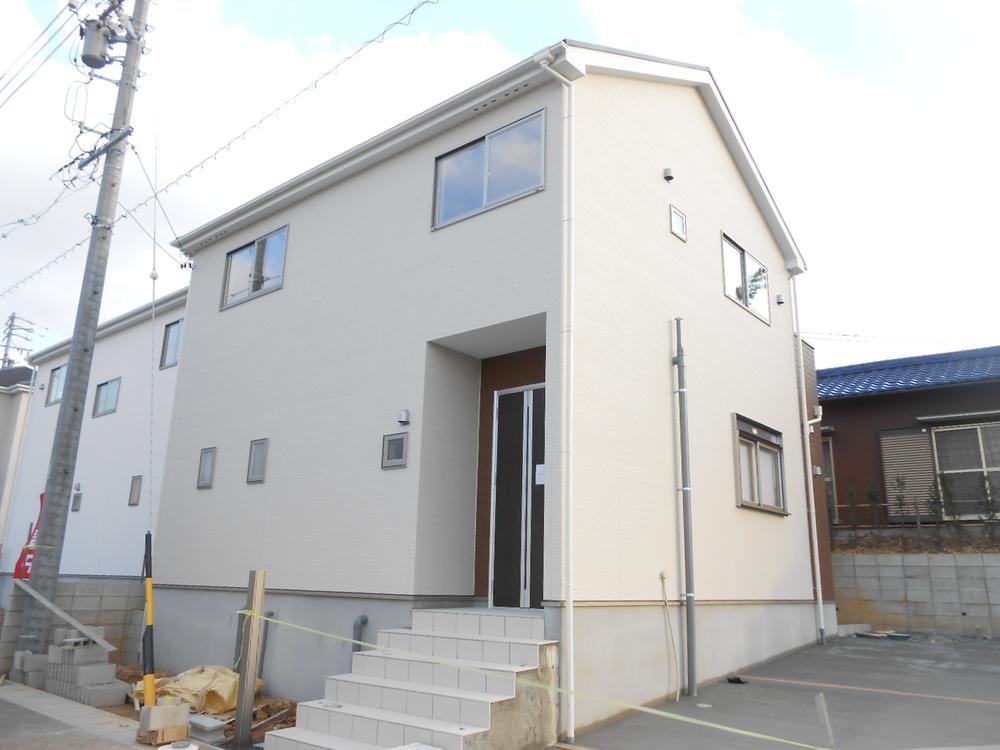 Local appearance photo. Local photos (4 Building)