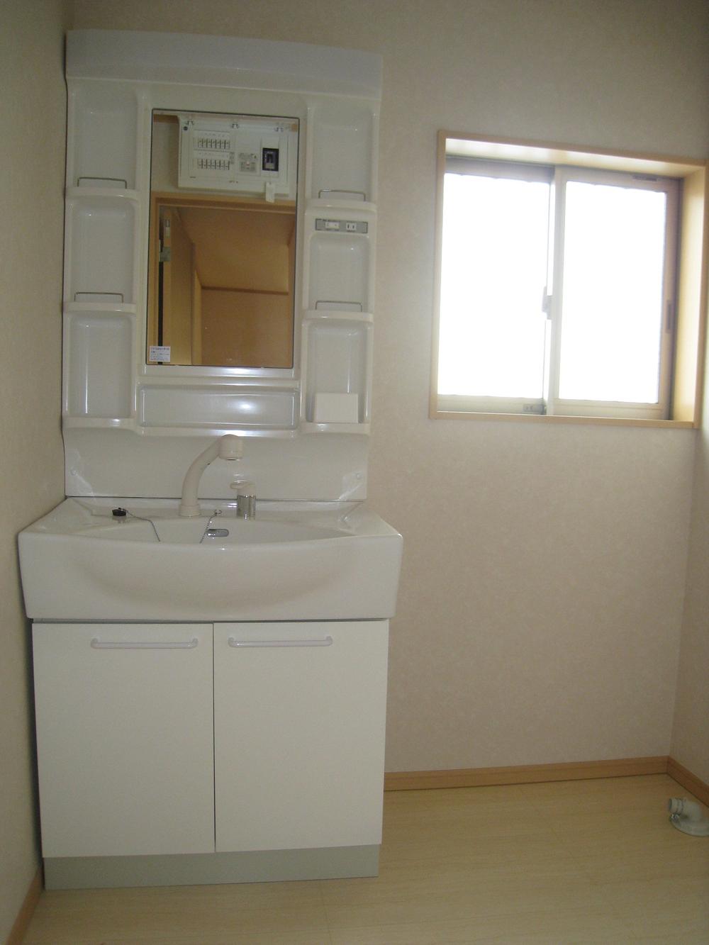 Wash basin, toilet. Same specifications basin