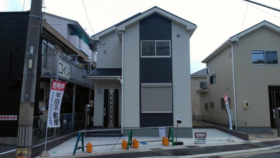 Local appearance photo. (1 Building)