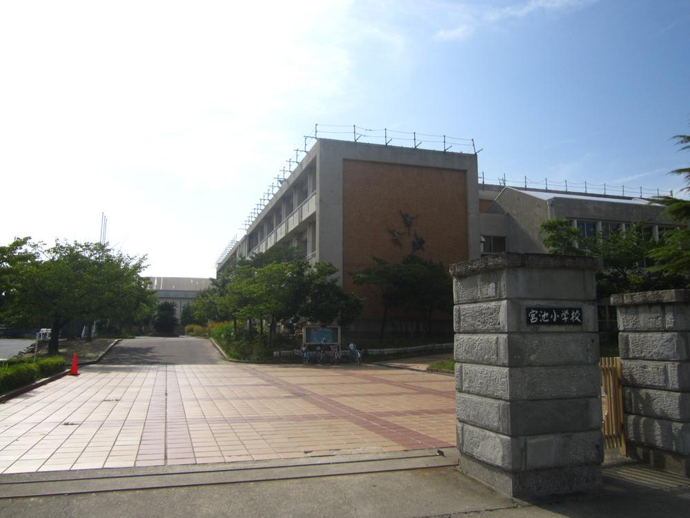 Primary school. 923m until the solder Municipal Miyachi Elementary School