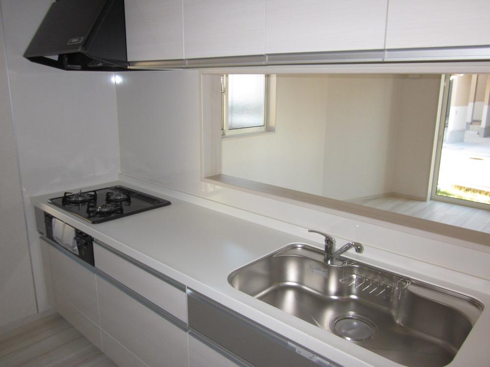 Kitchen. Popular face-to-face kitchen (12 Building)