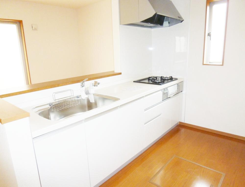 Kitchen. Room (August 2013) Shooting 5 Building