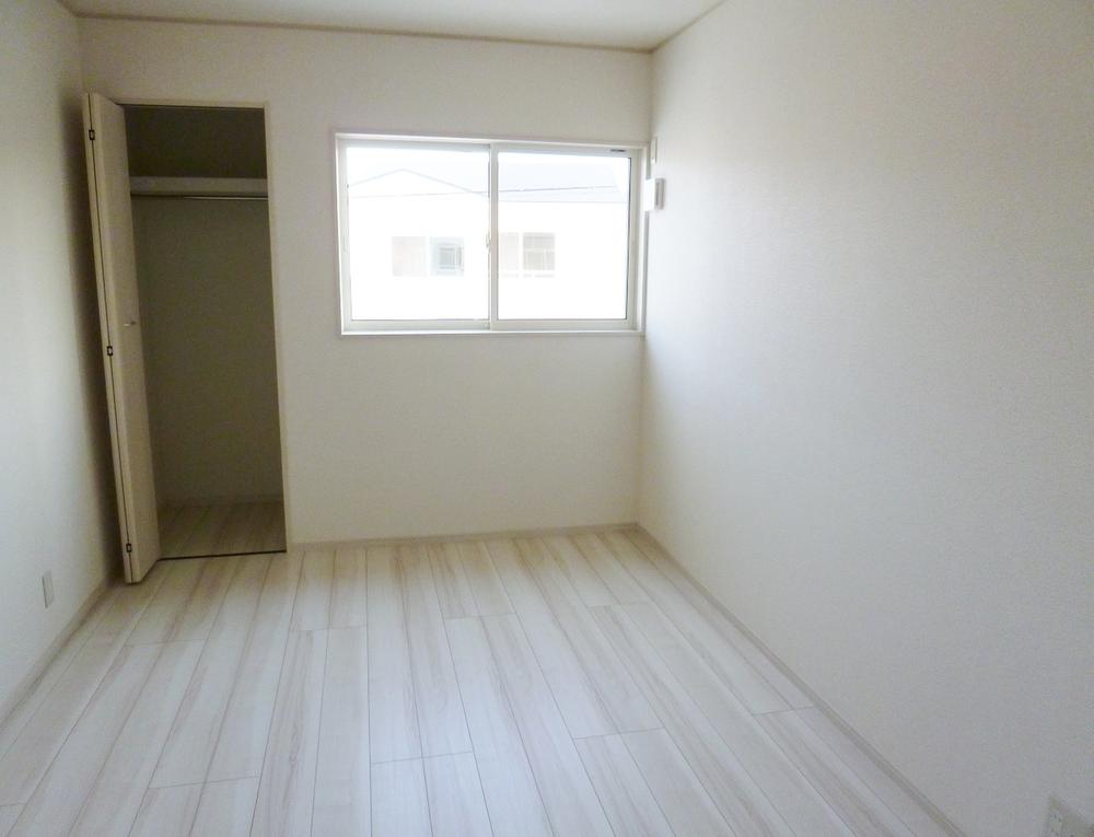 Non-living room. Room (August 2013) Shooting