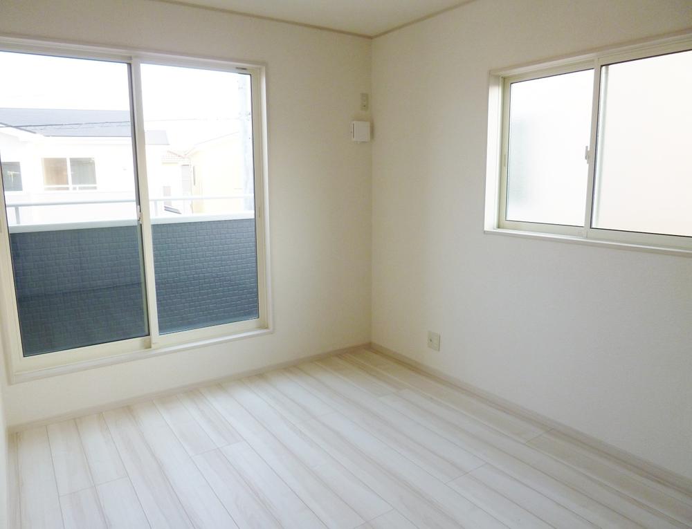 Non-living room. Room (August 2013) Shooting