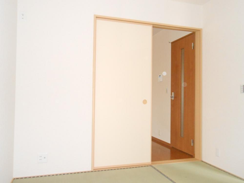 Non-living room. Japanese style room