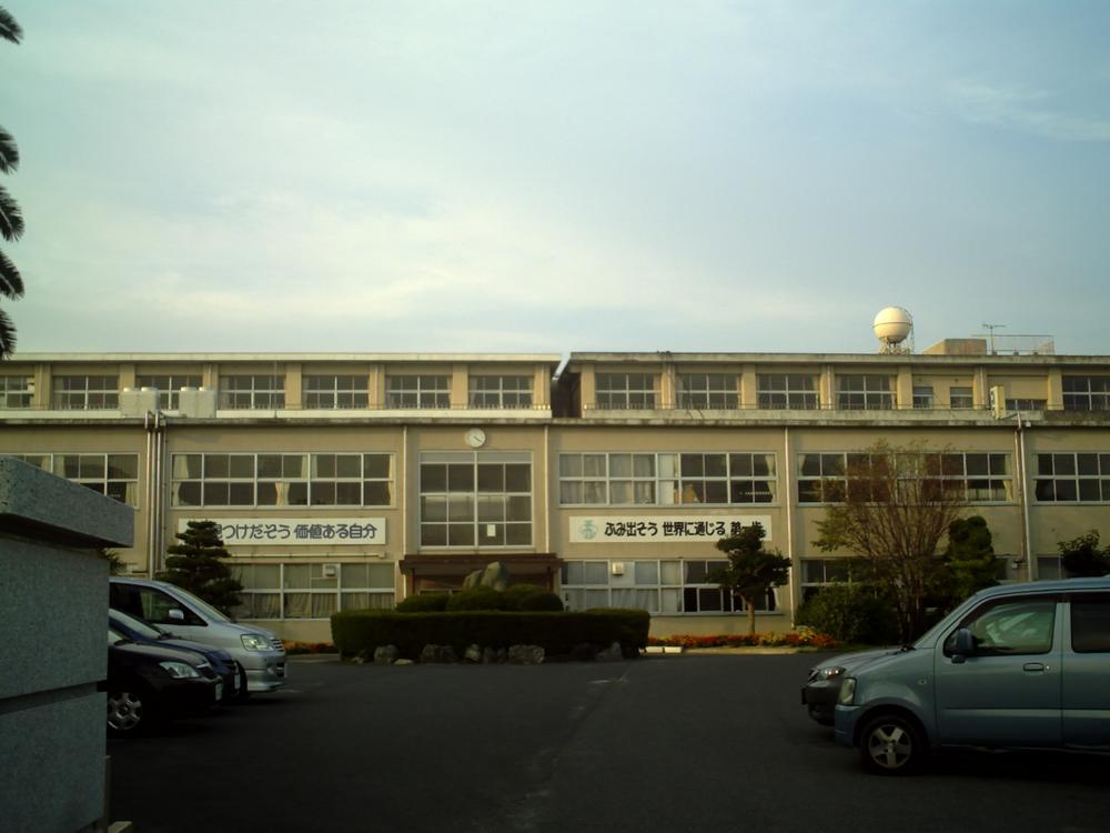 Junior high school. 1610m until the solder Municipal Otogawa junior high school