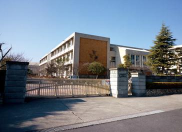 Primary school. Miyachi to elementary school 1200m