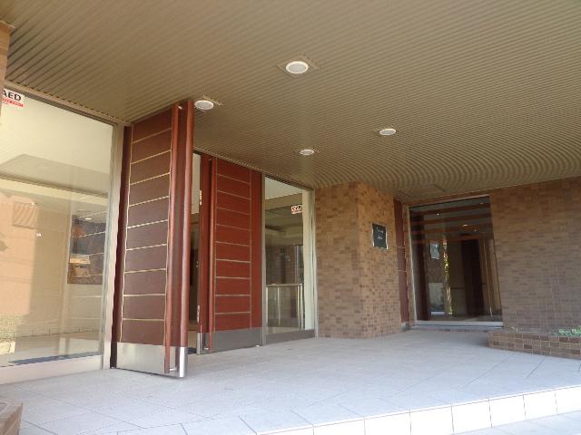 Entrance. 2013 November shooting