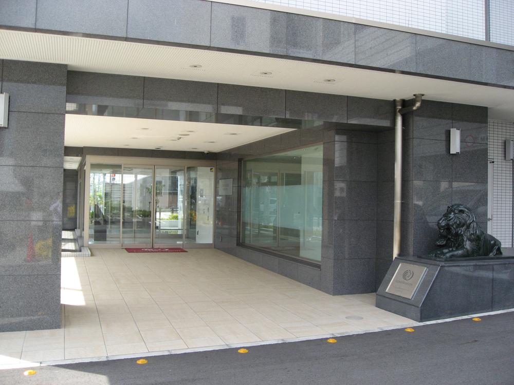 Local appearance photo. 2013 November shooting