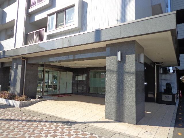 Local appearance photo. 2013 November shooting