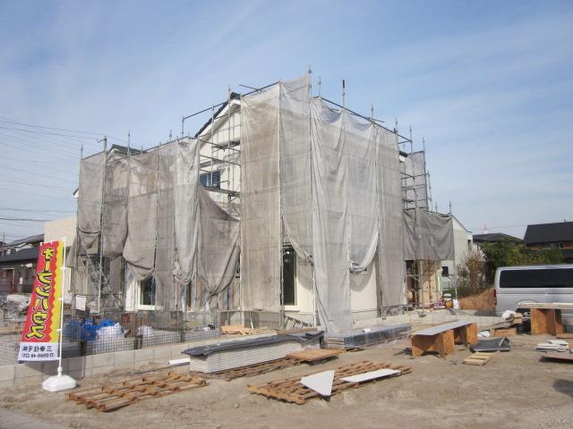 Local appearance photo. Local (12 May 2013) Shooting