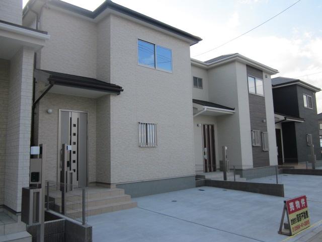 Local appearance photo. Local (12 May 2013) shooting 2