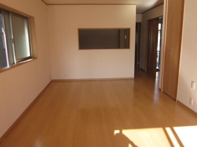 Living. Local (12 May 2013) shooting 2