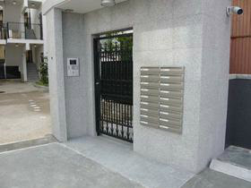 Entrance. auto lock