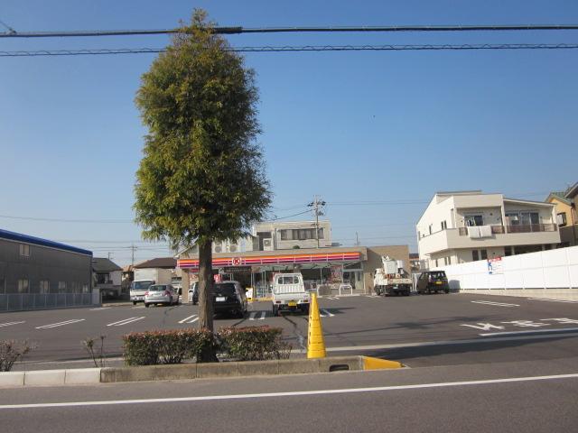 Convenience store. 1874m to Circle K Gonda-cho shop