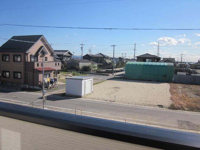 View photos from the dwelling unit. Indoor (12 May 2013) Shooting 2