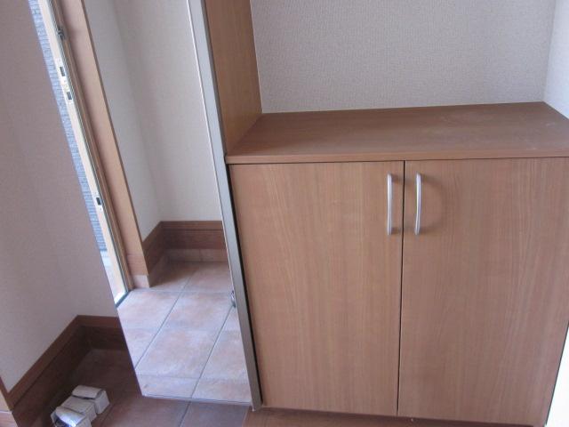 Entrance. Local (12 May 2013) shooting 4