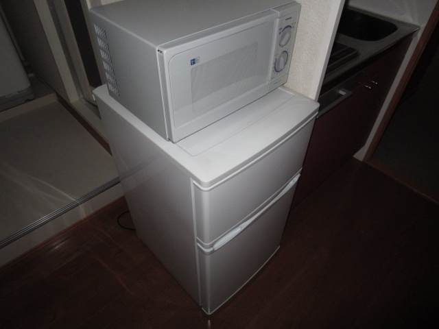 Other Equipment. microwave ・ refrigerator