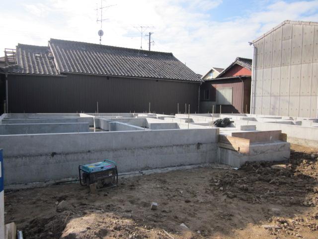 Local appearance photo. Local (12 May 2013) Shooting