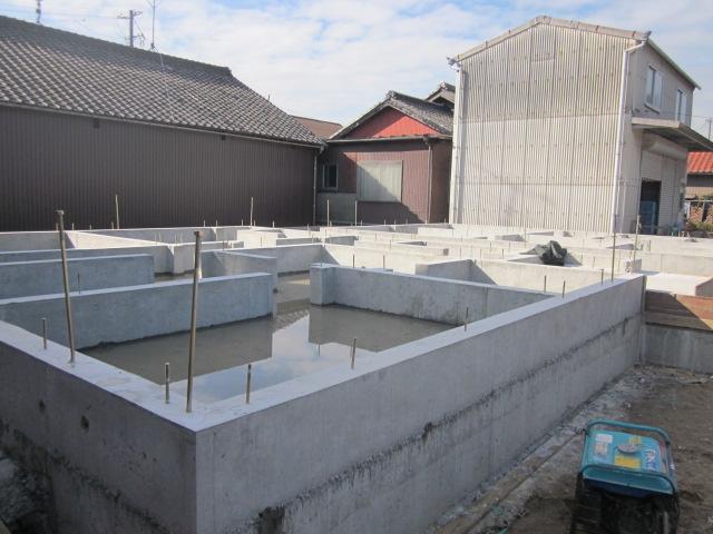 Local appearance photo. Local (12 May 2013) Shooting